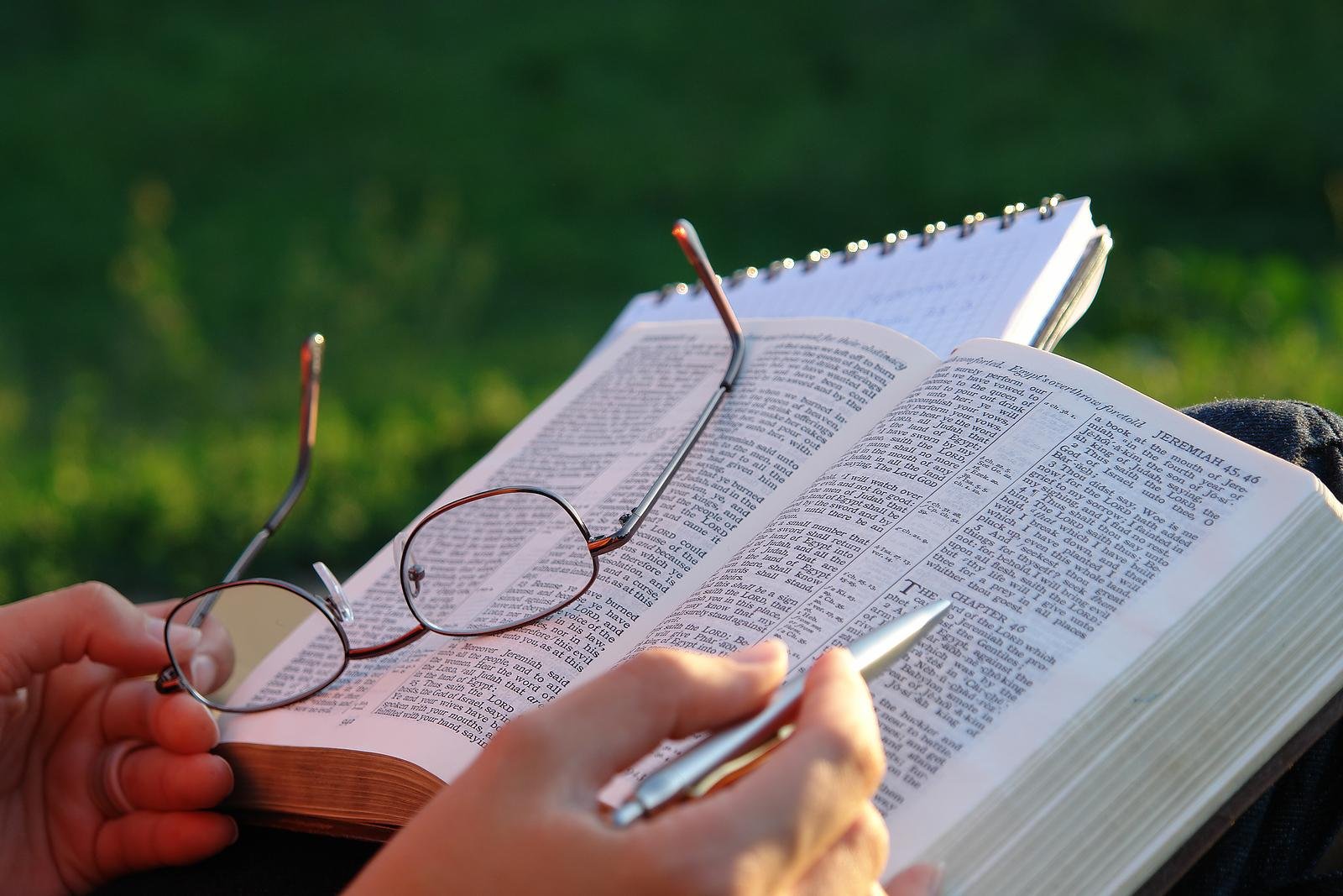 Best Christian Spiritual Books to Read
