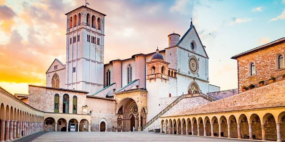 Hidden Churches to Visit in Assisi Italy