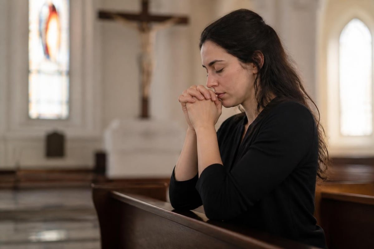 How to Deepen Your Faith Through Prayer